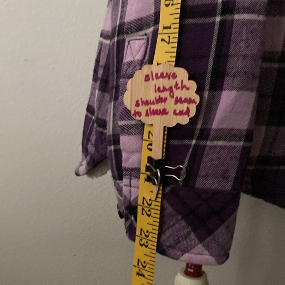 Boston Traders size large buttoned down plaid jacket with a hoodie - Picture 4 of 8